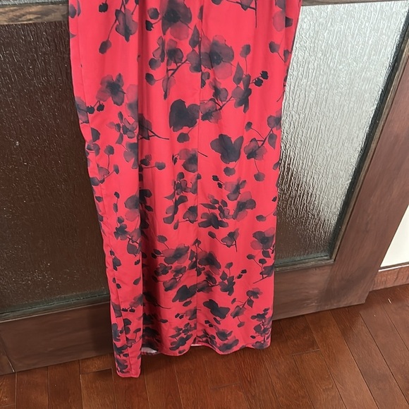 Hutch Luxe Gown - Picture 13 of 13